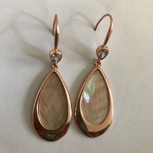 NWOT Mother Of Pearl Earrings